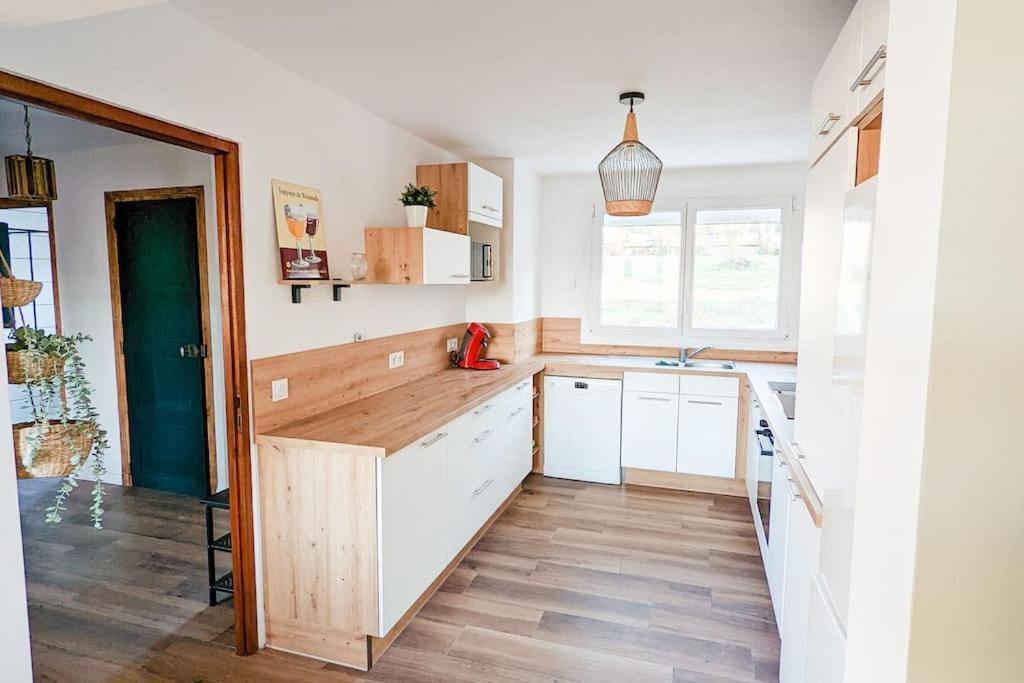 Maison Lombardi - 6 Personnes 4 Etoiles Holiday home