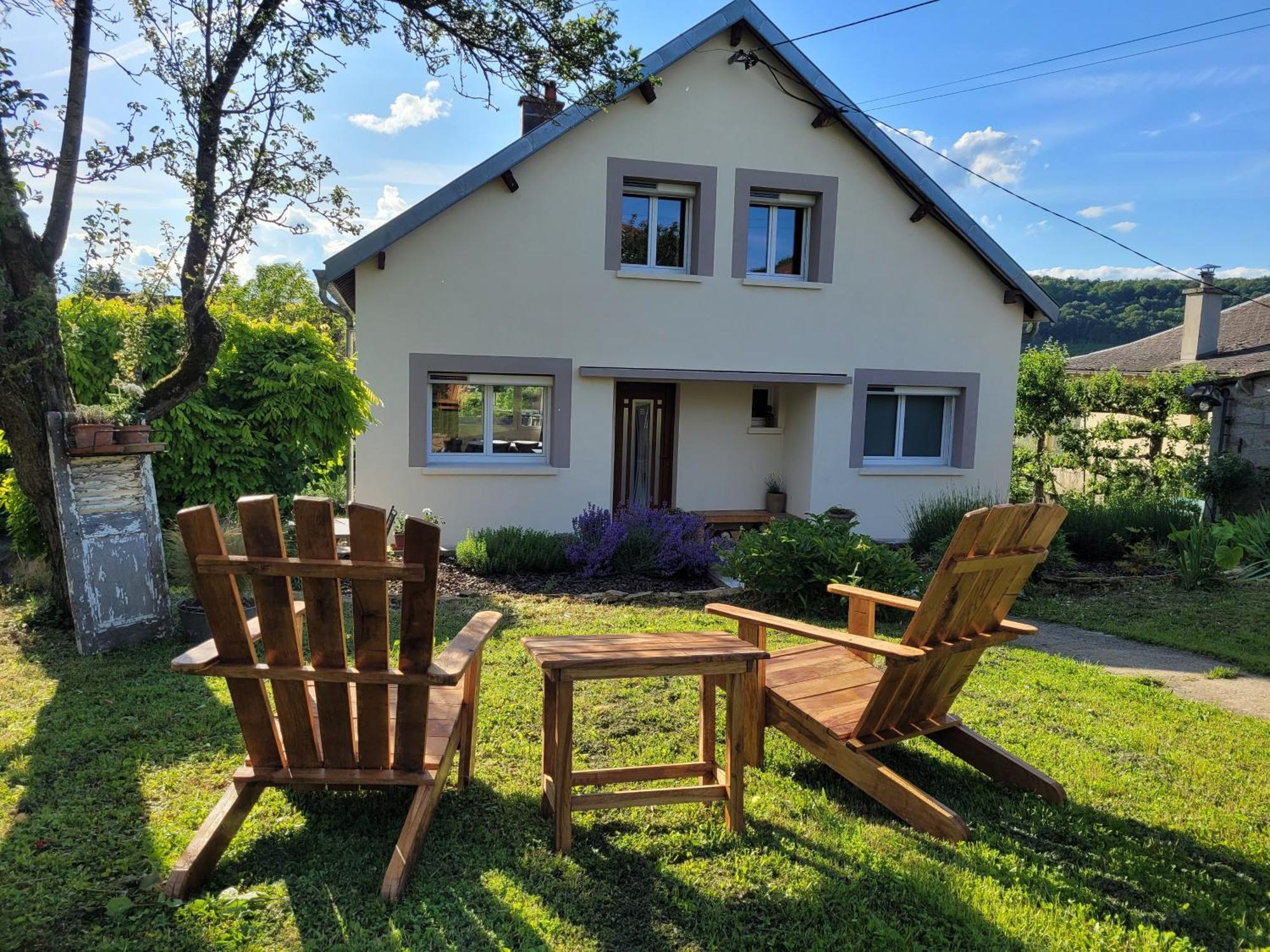Maison Lombardi - 6 Personnes 4 Etoiles Dun-sur-Meuse