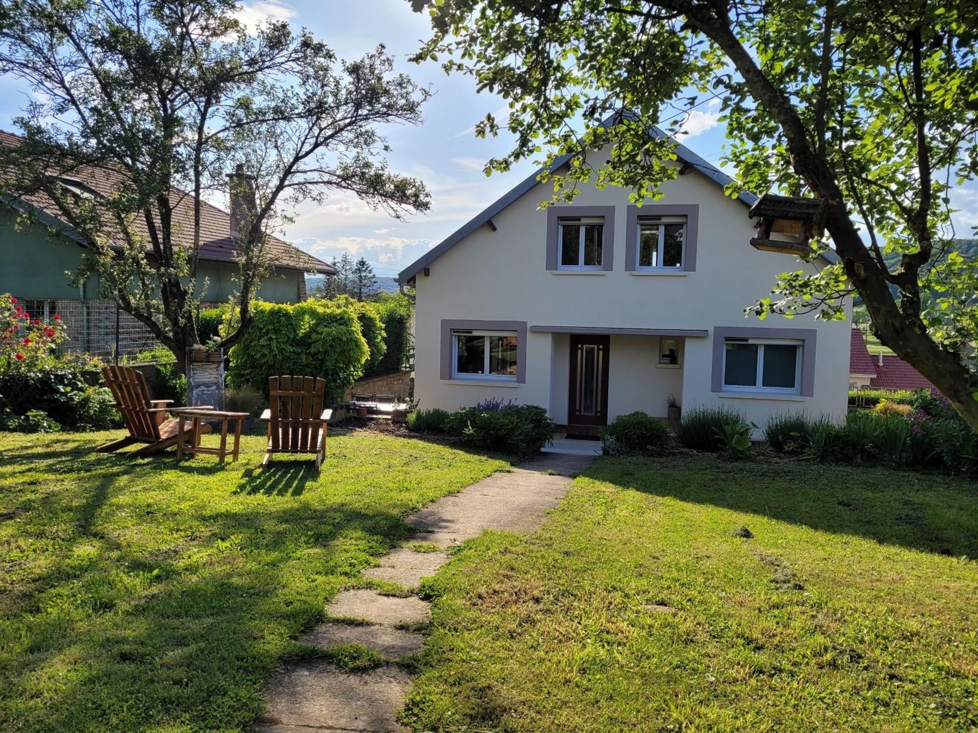 Maison Lombardi - 6 Personnes 4 Etoiles * Dun-sur-Meuse